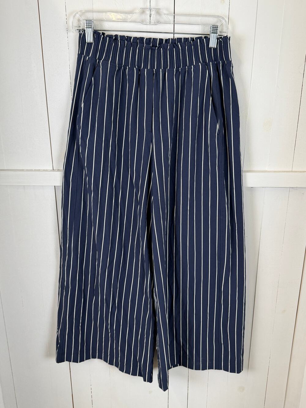 Lululemon Blue White Dress Pants Women’s M Excellent Condition